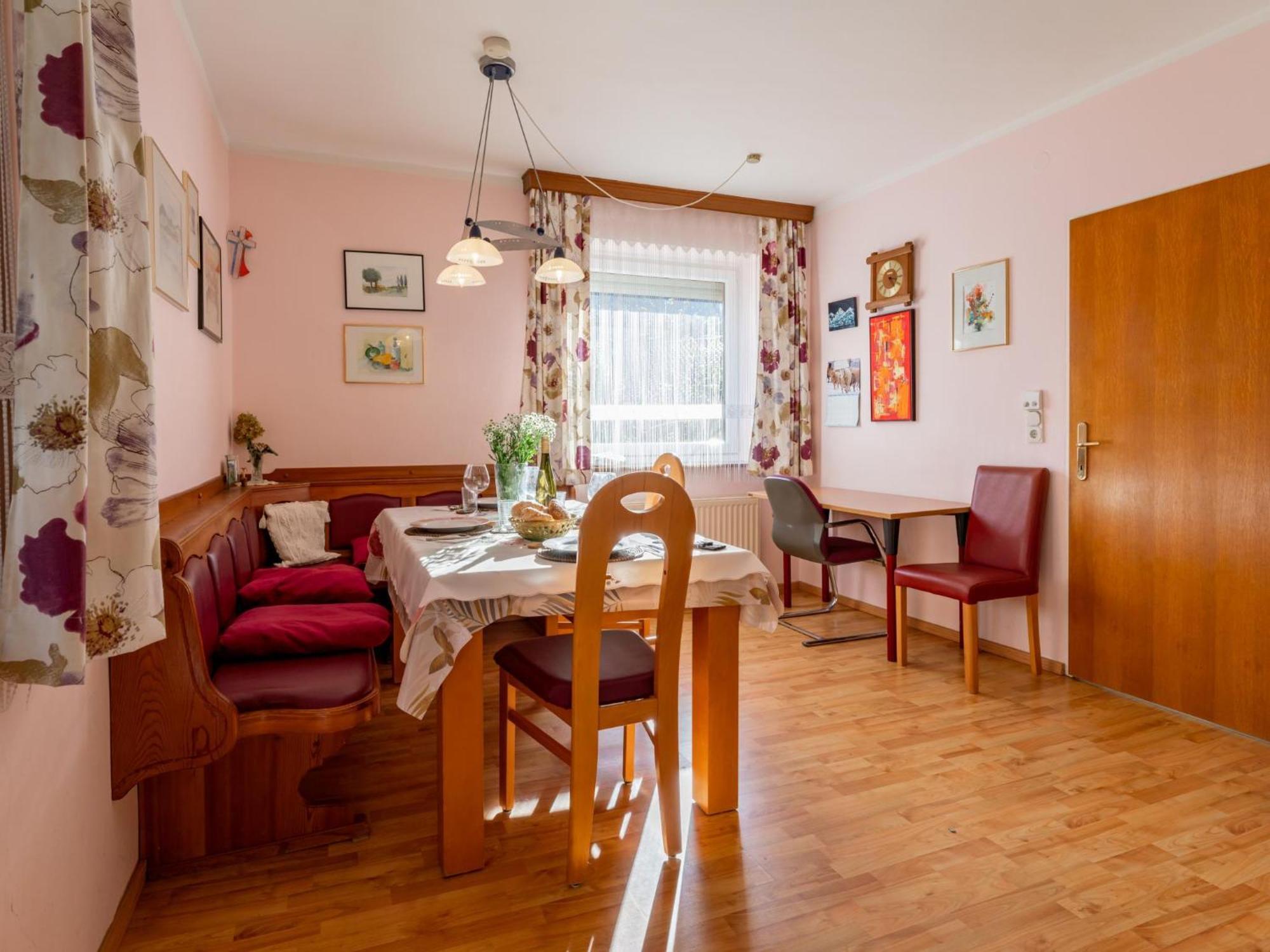 Schmitzer Apartment Muhldorf  Bagian luar foto